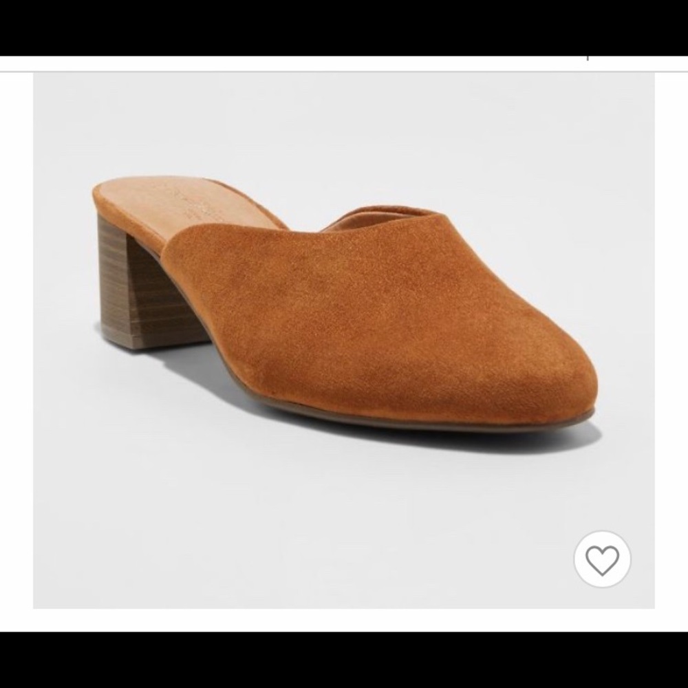 Universal Thread Target Cognac Mule 7.5 W